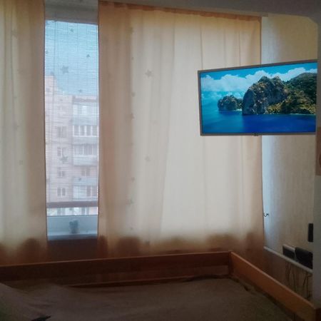 Comfortable Apartment On The River Bank 基輔 外观 照片
