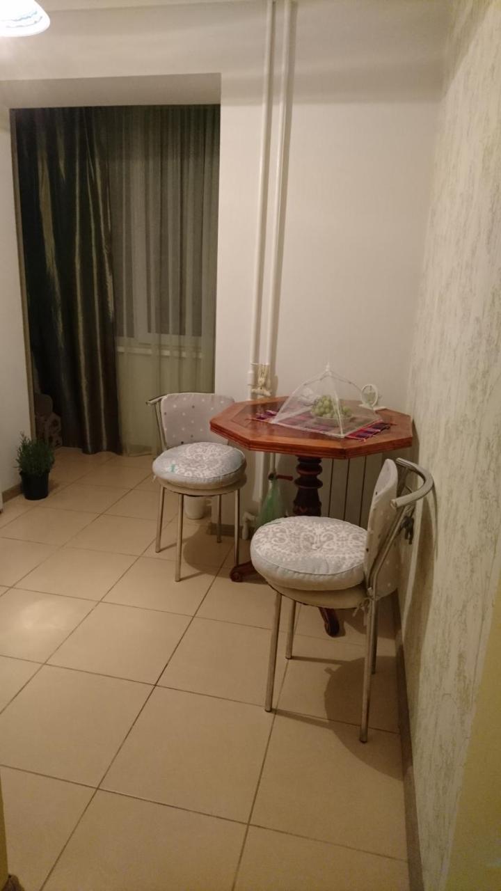 Comfortable Apartment On The River Bank 基輔 外观 照片
