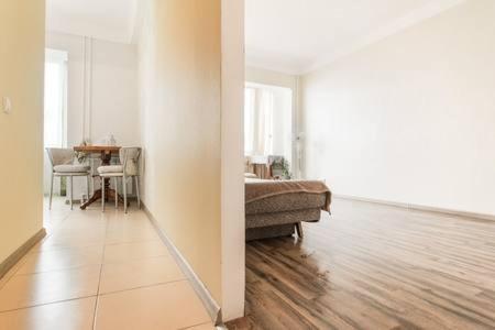 Comfortable Apartment On The River Bank 基輔 外观 照片