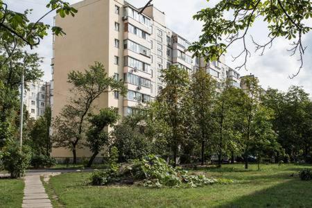 Comfortable Apartment On The River Bank 基輔 外观 照片